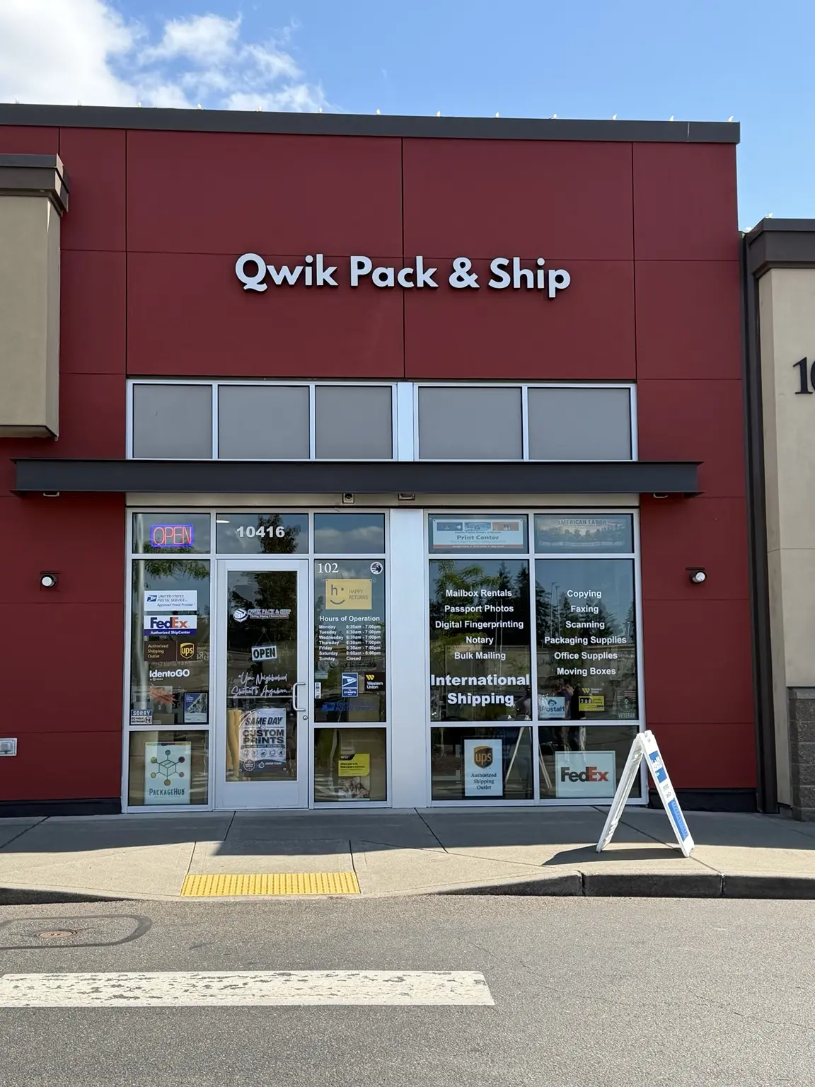 Qwik Pack and Ship storefront in Sunrise Village